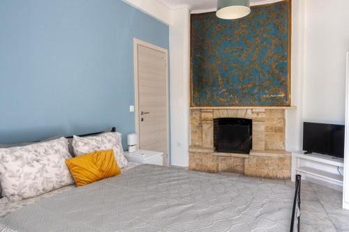 Alexander Blue Suite in Perea