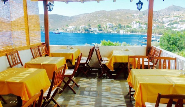 Alexandros Hotel in Grikos