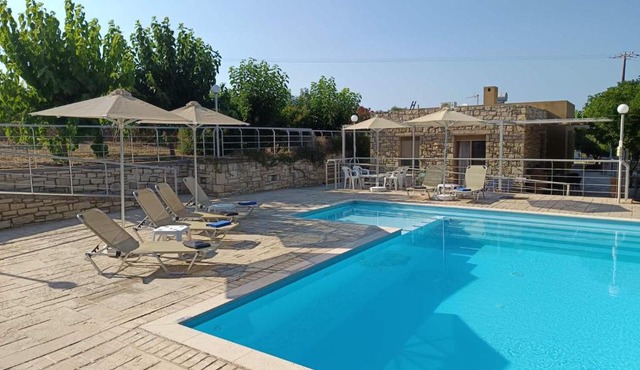 Alexios Villa in Zourídhion