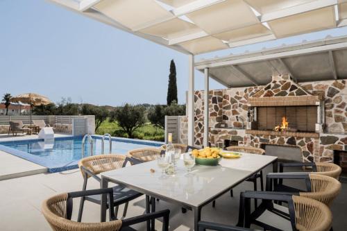 Amore Villa, 4 bedrooms & Private pool, by ZanteWize in Alykes