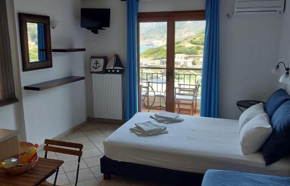 Anarrousa Studios & Apartments in Evdilos