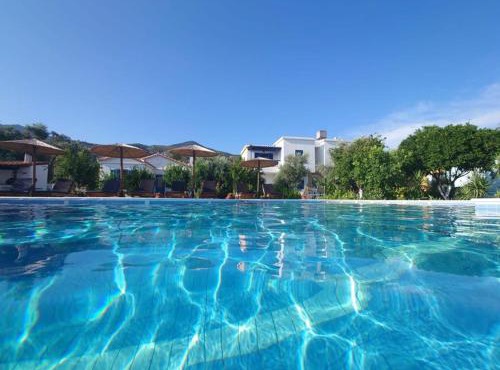 Anastasia Apartments in Kámpos