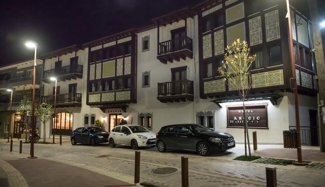 Anesis Hotel
