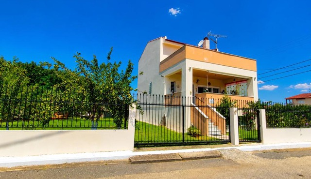 Angela's House in Nea Plagia