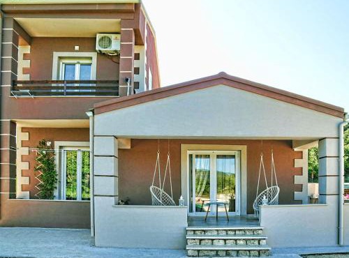 ANTIGONH COUNTRYSIDE VILLA !i