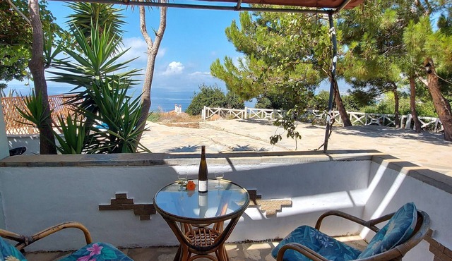 Apartment 800m from Koumeika, Samos in Koumeika