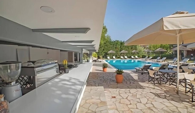 Apartment 'Corfu Club Standard 1' with Shared Pool, Wi-Fi and Air Conditioning