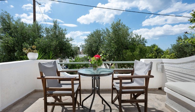 Apartment In A Hotel 'with Garden View-Creta' with Mountain View, Wi-Fi and Air Conditioning