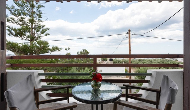 Apartment In A Hotel 'with Sea View-Creta' with Sea View, Wi-Fi and Air Conditioning