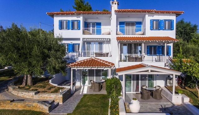Apartment in Elia Beach for 2 Person in Kalogria