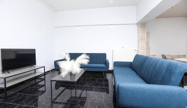 Apartment 'Superior' with Mountain View, Wi-Fi and Air Conditioning