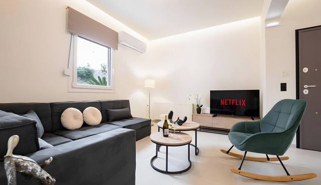 Apartment 'Zoelgrek Luxury Suite 1' with Private Terrace, Wi-Fi and Air Conditioning