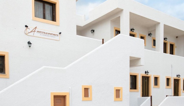 ARISTOTELIS Apartments