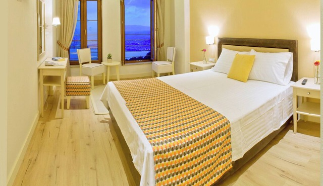 Arktos hotel