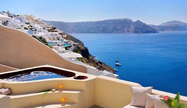 Astounding Santorini Villa | Villa Archon | 2 Bedrooms | Breathtaking Views
