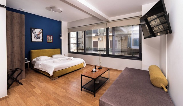 Athens luxury suite 38sq