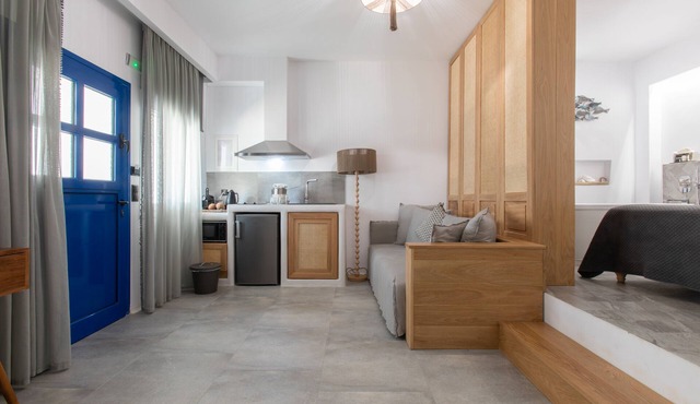 Athina Studios & Suites in Naxos