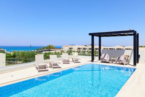 Beach Sand Villas - Beachfront Roof Pool Seaviews in Pírgos Psilonérou