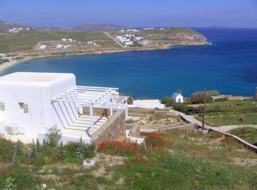 Beachfront Villa Amazing Views Mykonos in Kalo Livadi