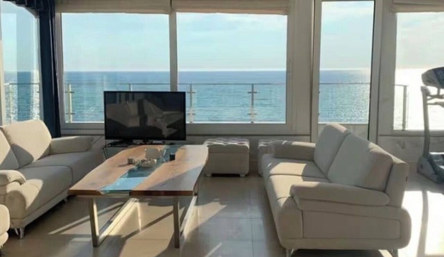 Beautiful Apartment Near the Beach with Spectacular Sunset ViewsShëngjin in Shëngjin