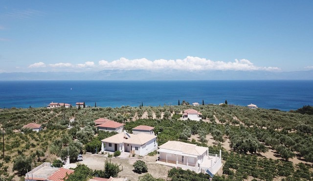 Beautiful, cheap holiday house in the country with terrace | Messenia, Peloponne