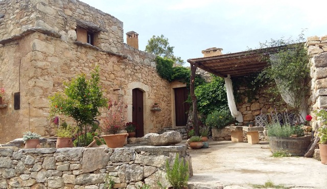 Bendeni authentic Cretan Cottage in aptera