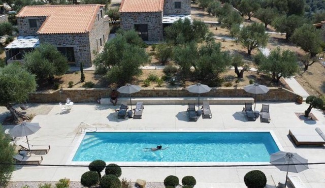 BH130 - B - Villa Messinia