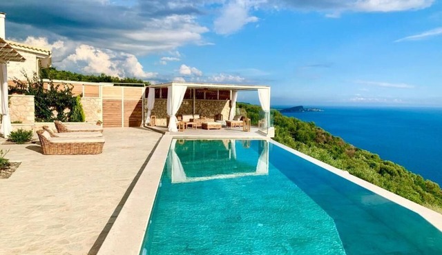 BH845 - B - Villa Parga