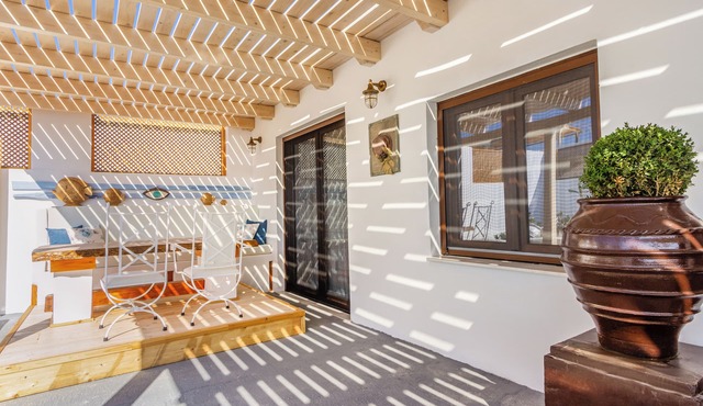 Ble Oneiro Villa KIRA by Milos Hospitality
