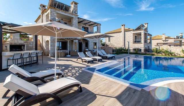 Bliss Villa 1 with private swimming pool