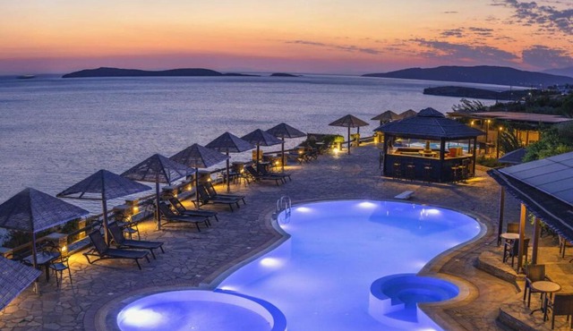 Blue Bay Resort Village in Andros