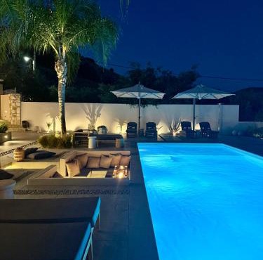 Blue Topaz Two Villas Pool and Spa in Nafplio