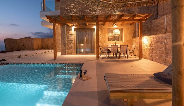 Brand new complex, sea view, pool, luxury, modern in Phalasarna