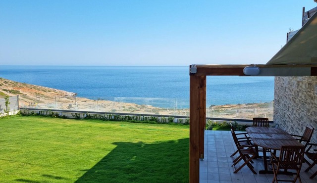 Brand New Studio Seaview II