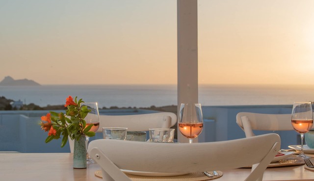 Breathtaking view, sea view, sunset & underfloor heating.