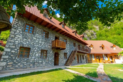 Bujtina Berishta Theth in Theth