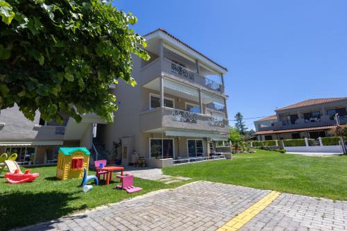 By the Sea Apartments-studios in Kassandra