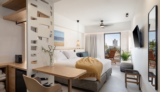 Calla Luxury Seafront Suites in Rethymno