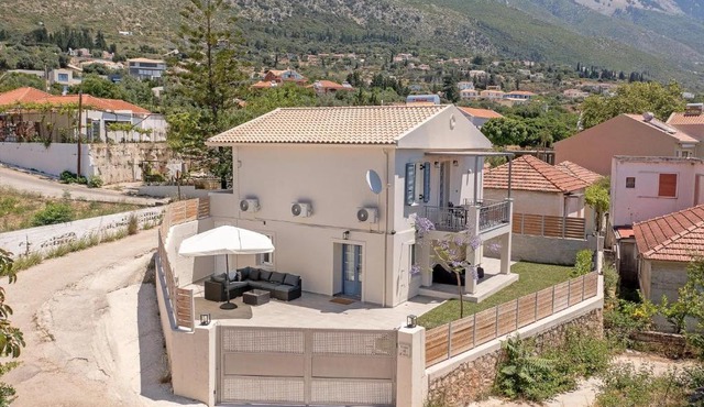 Casa di Cona Lourdas in Lourdata