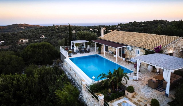 Charming Villa with Stunning Sea Views, Mature Gardens & Private Infinity Pool