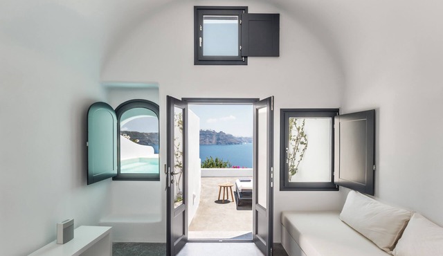 Chelidonia Luxury Suites - Adults Only
