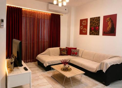 Cherry Blossom Apartment in Xanthi