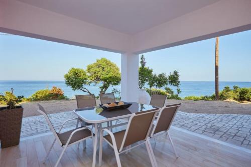 Chioni's Houses in Chios