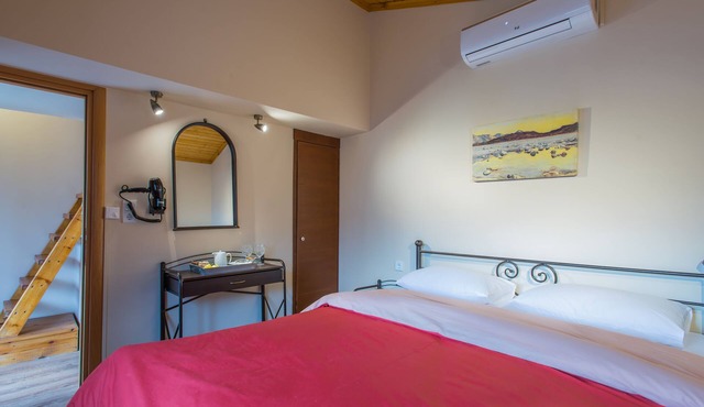 Classic Mountain Bungalow A, Konitsa in Αετόπετρα