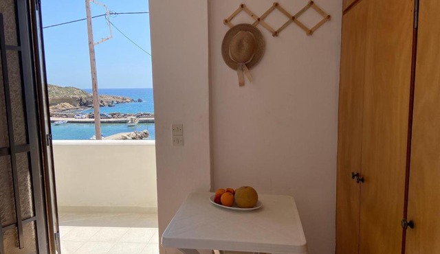Coastal Charm - Sea View Room