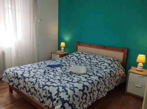 Colorful apartment 5 minutes walk from Acropolis