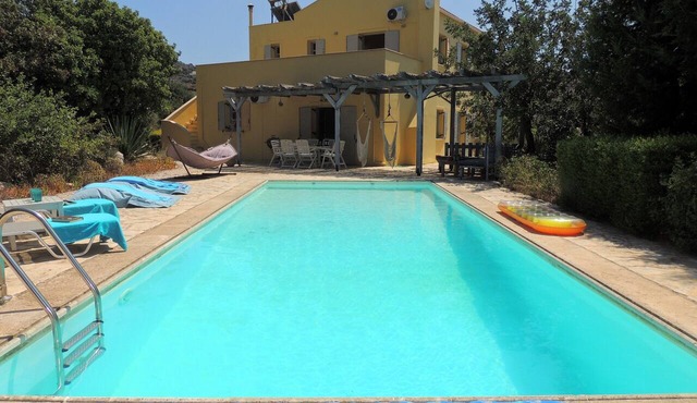 Completely private and very spacious 3 bedroom villa with large pool and views.