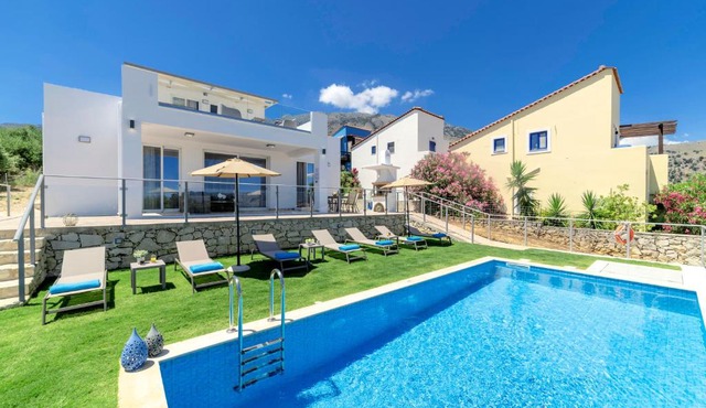 Costa Maris Villa