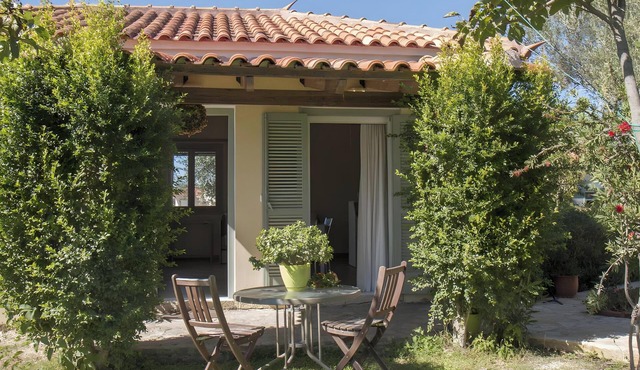 Country House 'No 5 Holiday Home' with Sea View, Wi-Fi and Air Conditioning