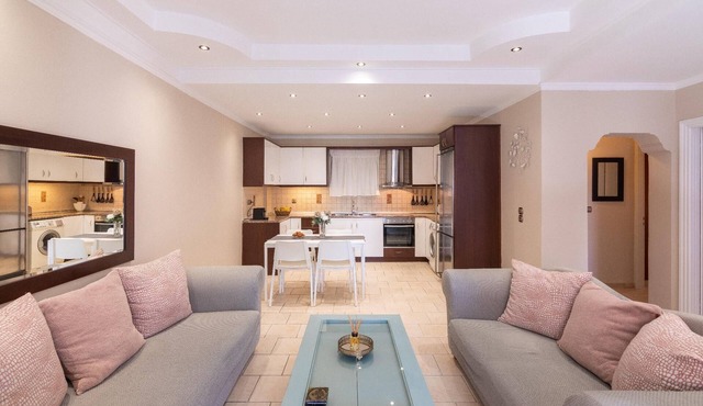 Cozy and convenient two-bedroom apartment city getaway in Corfu